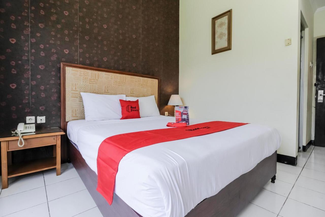 Reddoorz Plus Near Grage City Mall Cirebon Exterior foto